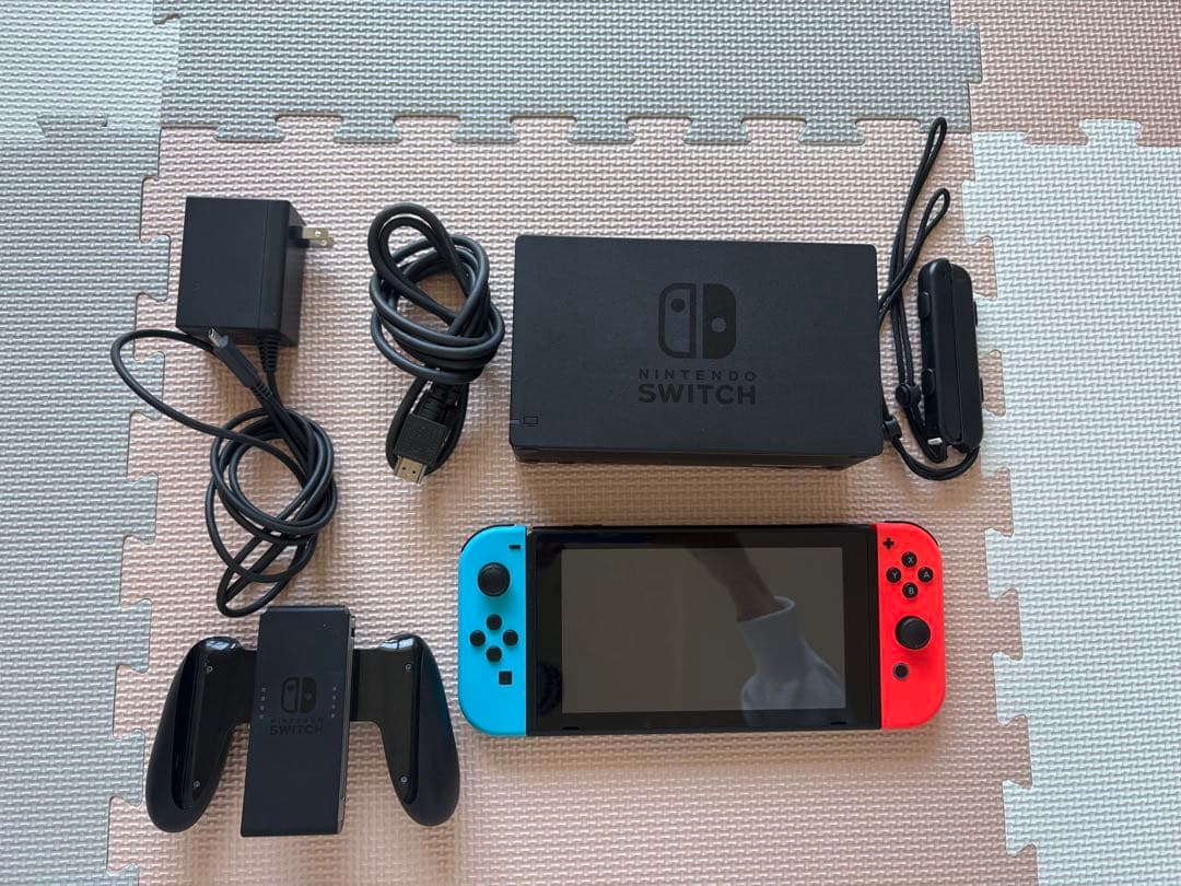 【美品】Nintendo Switch スイッチ　本体　ニンテンドースイッチ