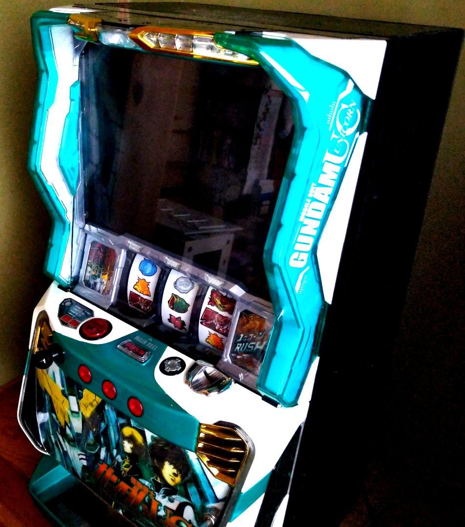 パチスロ　実機　機動戦士ガンダムユニコーン　UC 　メダル約730枚付き