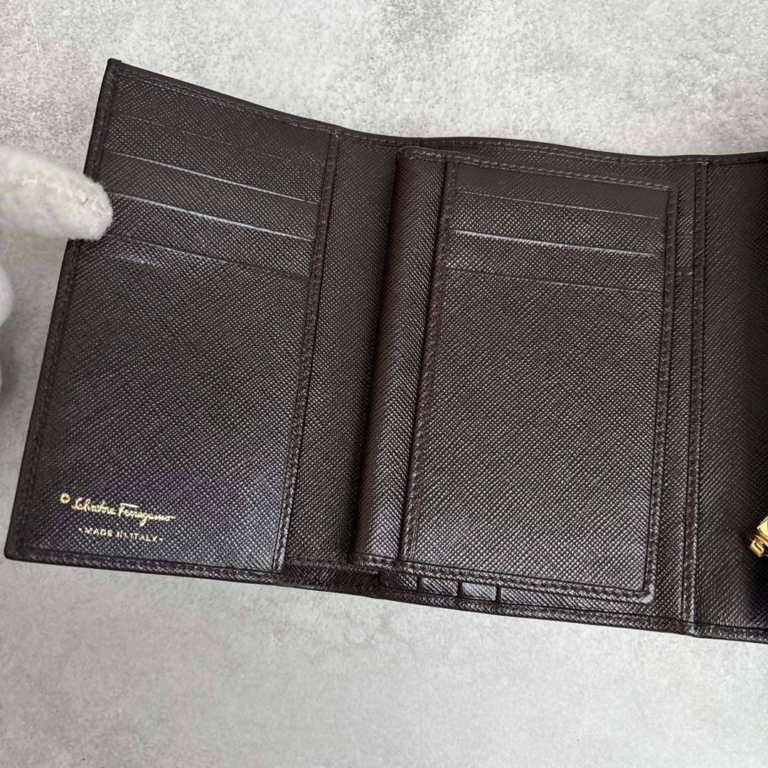 お値下げ済み【未使用級】Salvatore Ferragamo 三つ折り財布