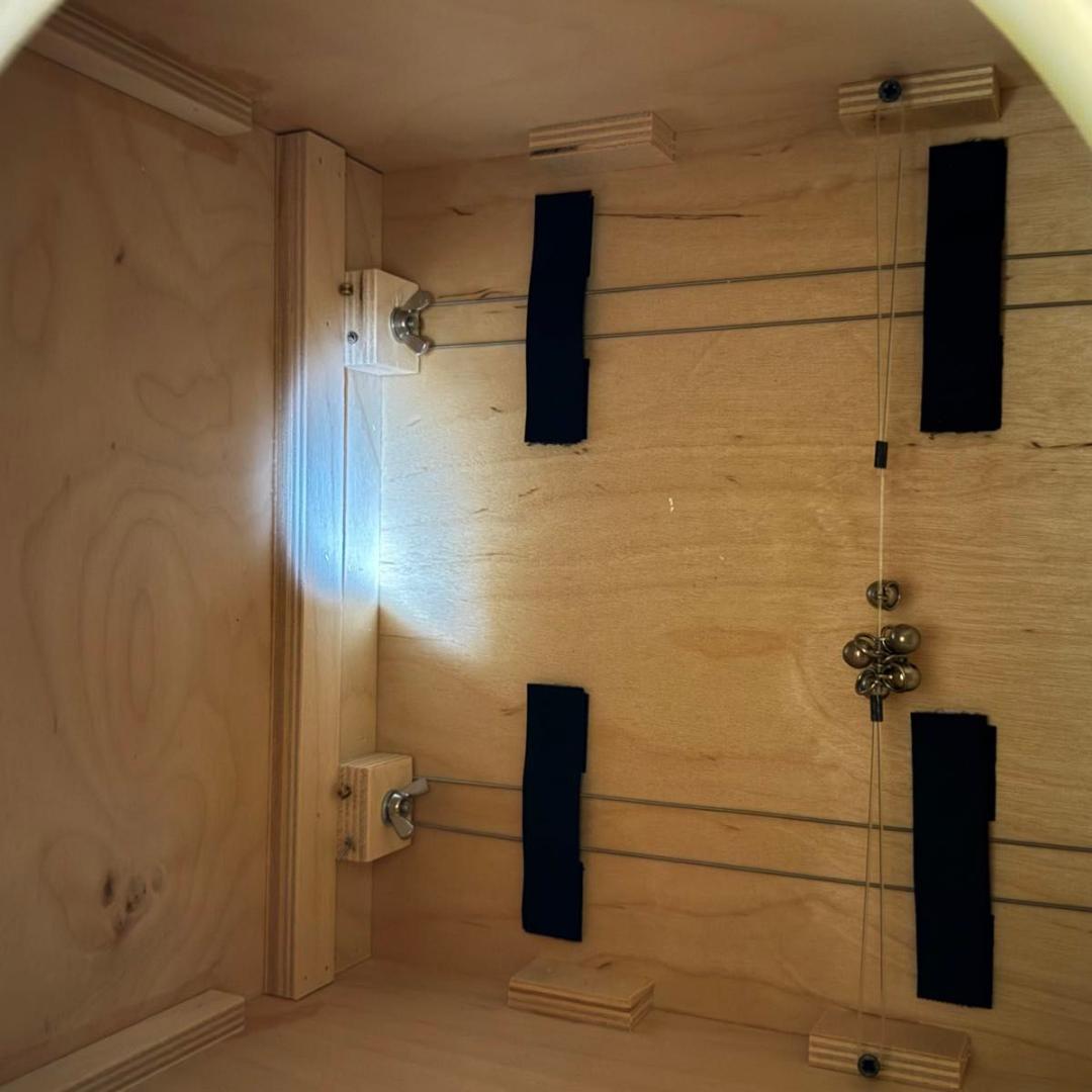 De Gregorio Cajon ヤクイ カホン YAQUI アイリス