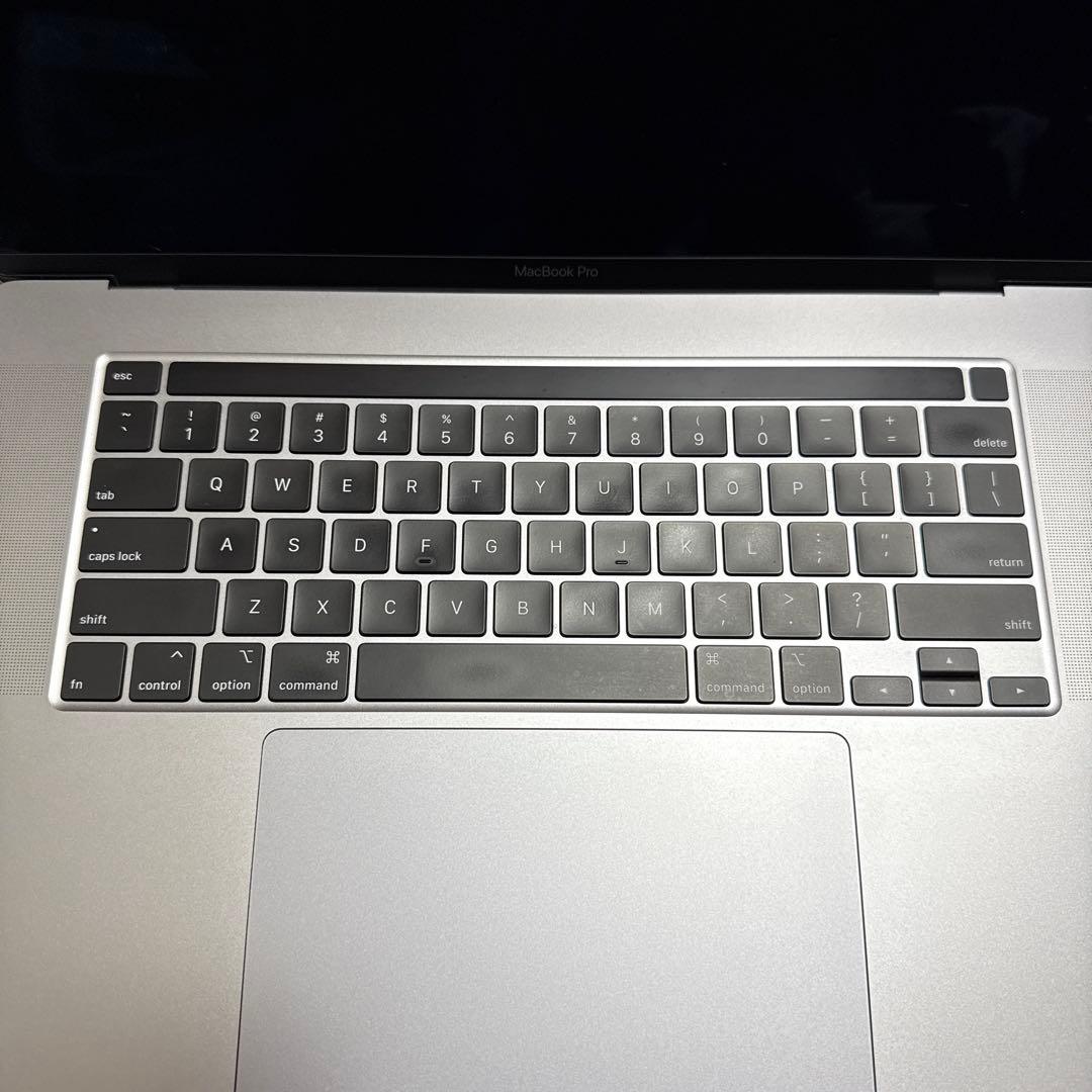MacBook pro 16インチ 2019 i9 64GB 1TB USキー
