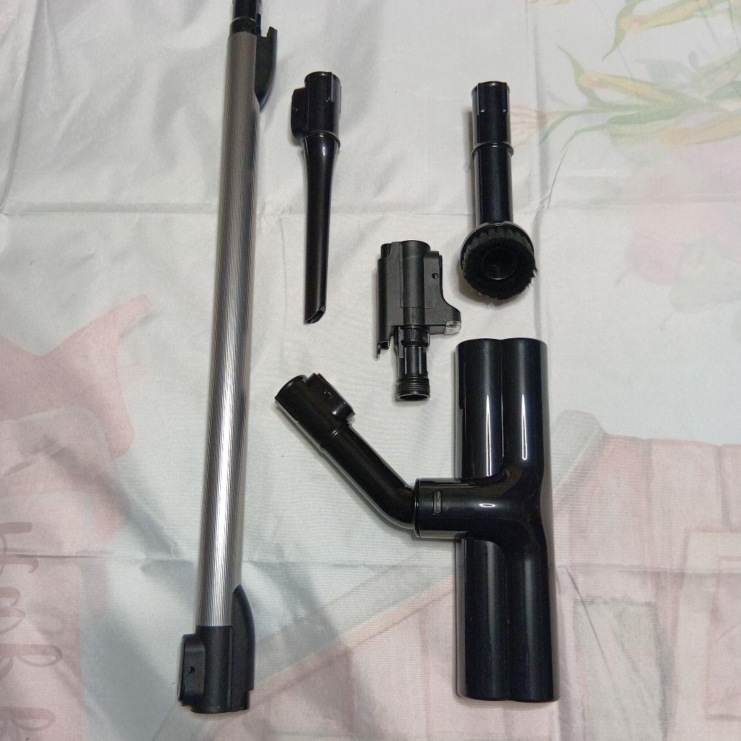 TOSHIBA コードレスクリーナー　VC-CLX51