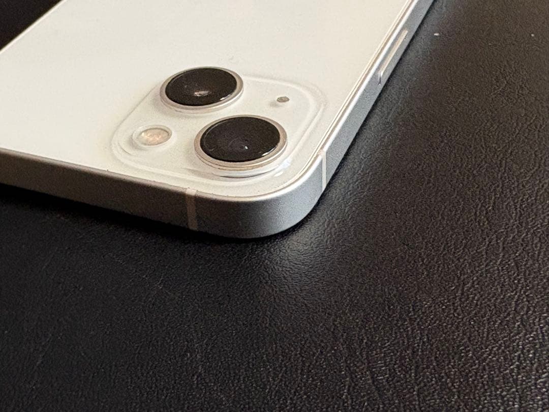 【美品】Apple iPhone13 SIMフリー128GB ホワイト