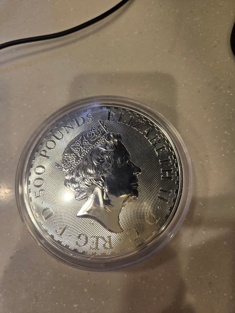 2023年 イギリス・ブリタニア 1キロ 1000g 銀貨