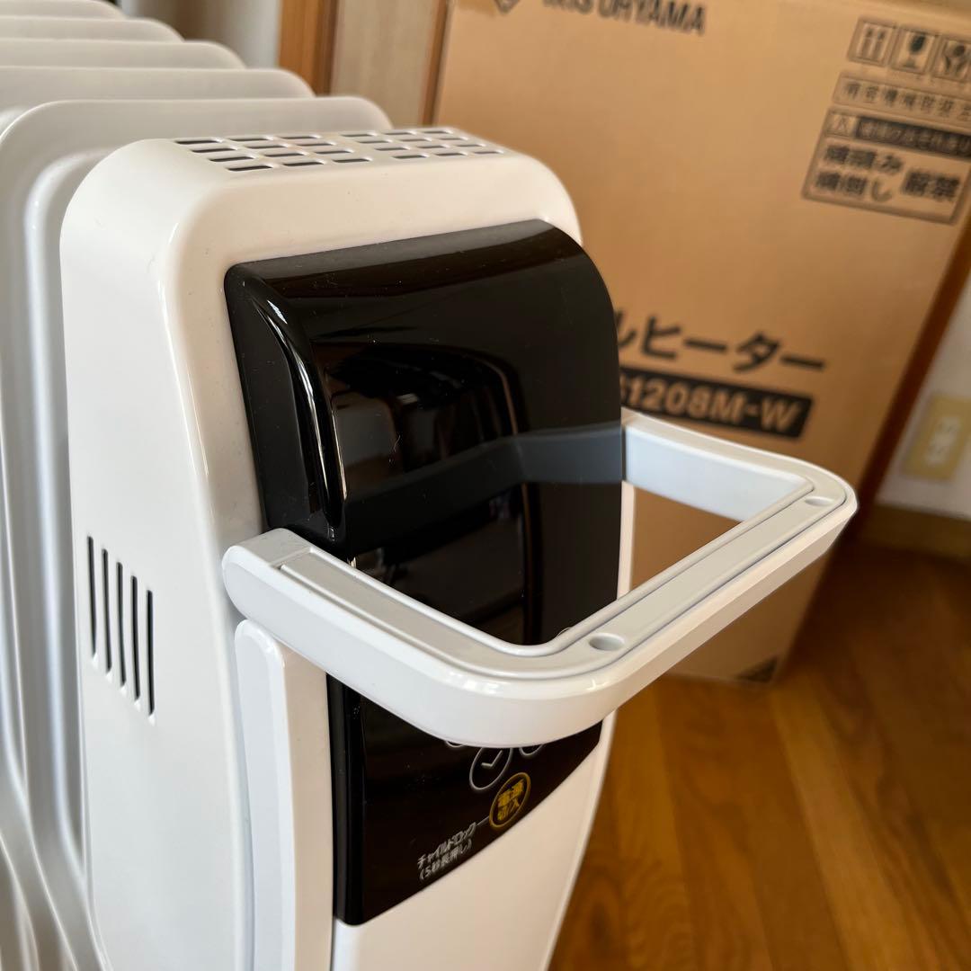 アイリスオーヤマ　オイルヒーター　POH-S1208M-W