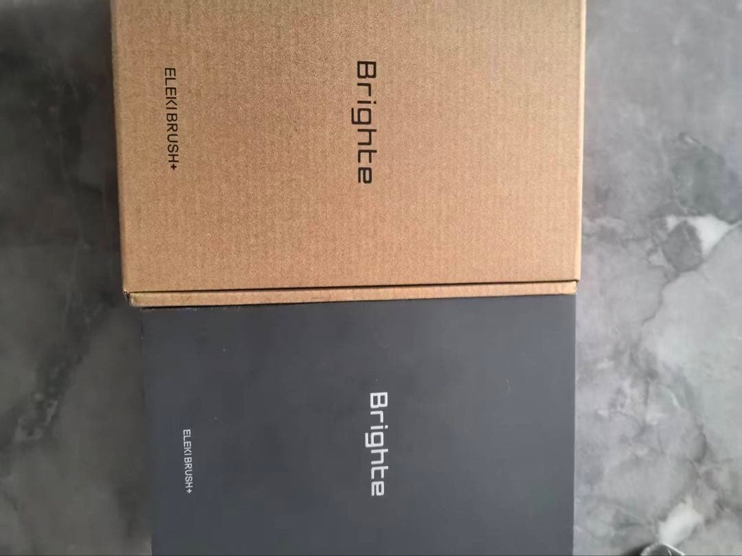 Brighte ELEKIBRUSH+ 美顔器