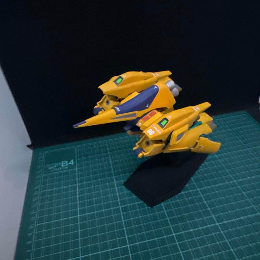 バンダイ　1/144 HG MSA-005 メタス 塗装完成品