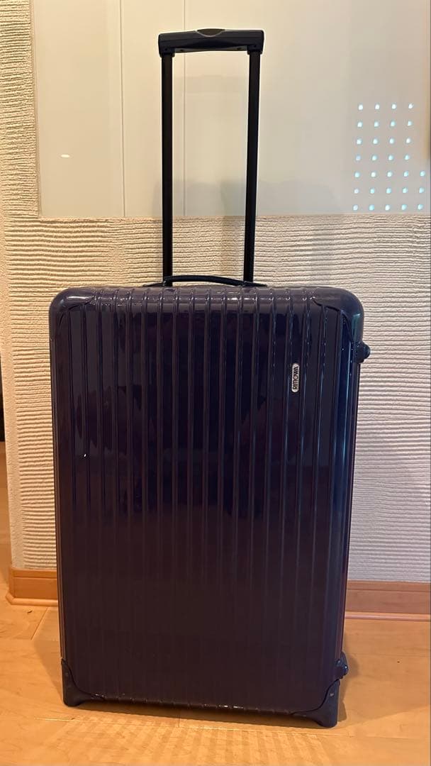 RIMOWA ネイビー　キャリーケース