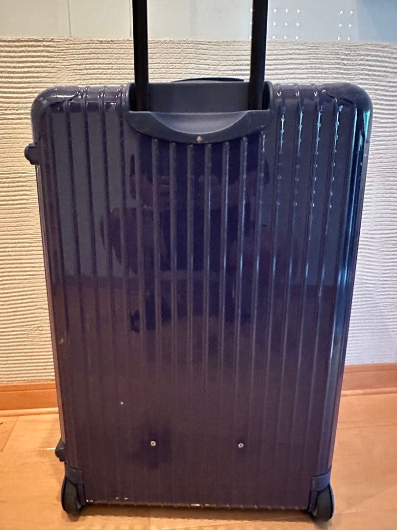 RIMOWA ネイビー　キャリーケース