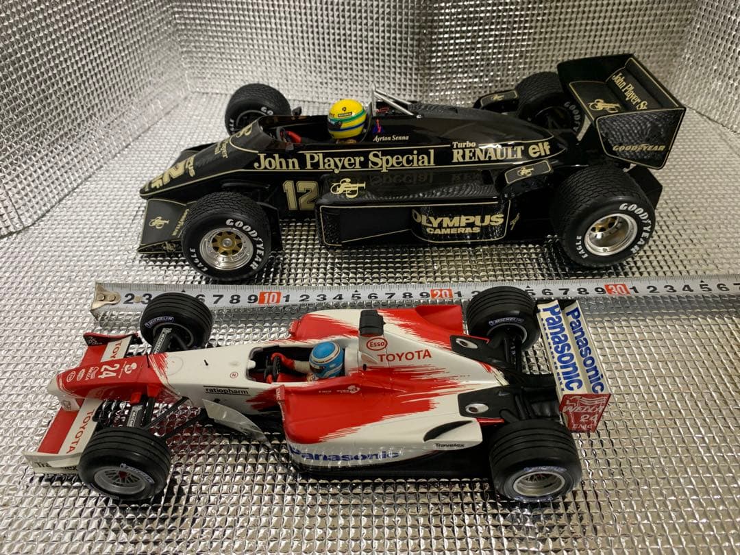 【BIGサイズ！F1 ロータスルノー97T アイルトンセナ　1/12】
