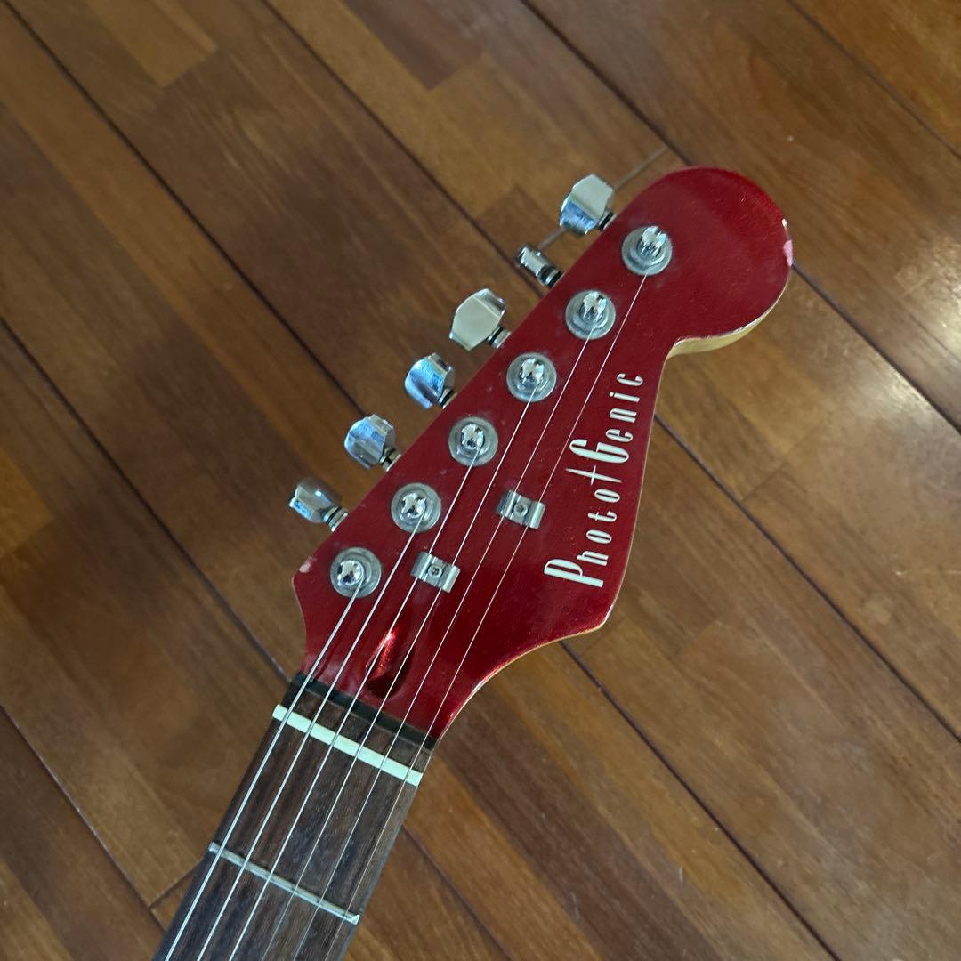 ストラトキャスタータイプ エレキギター