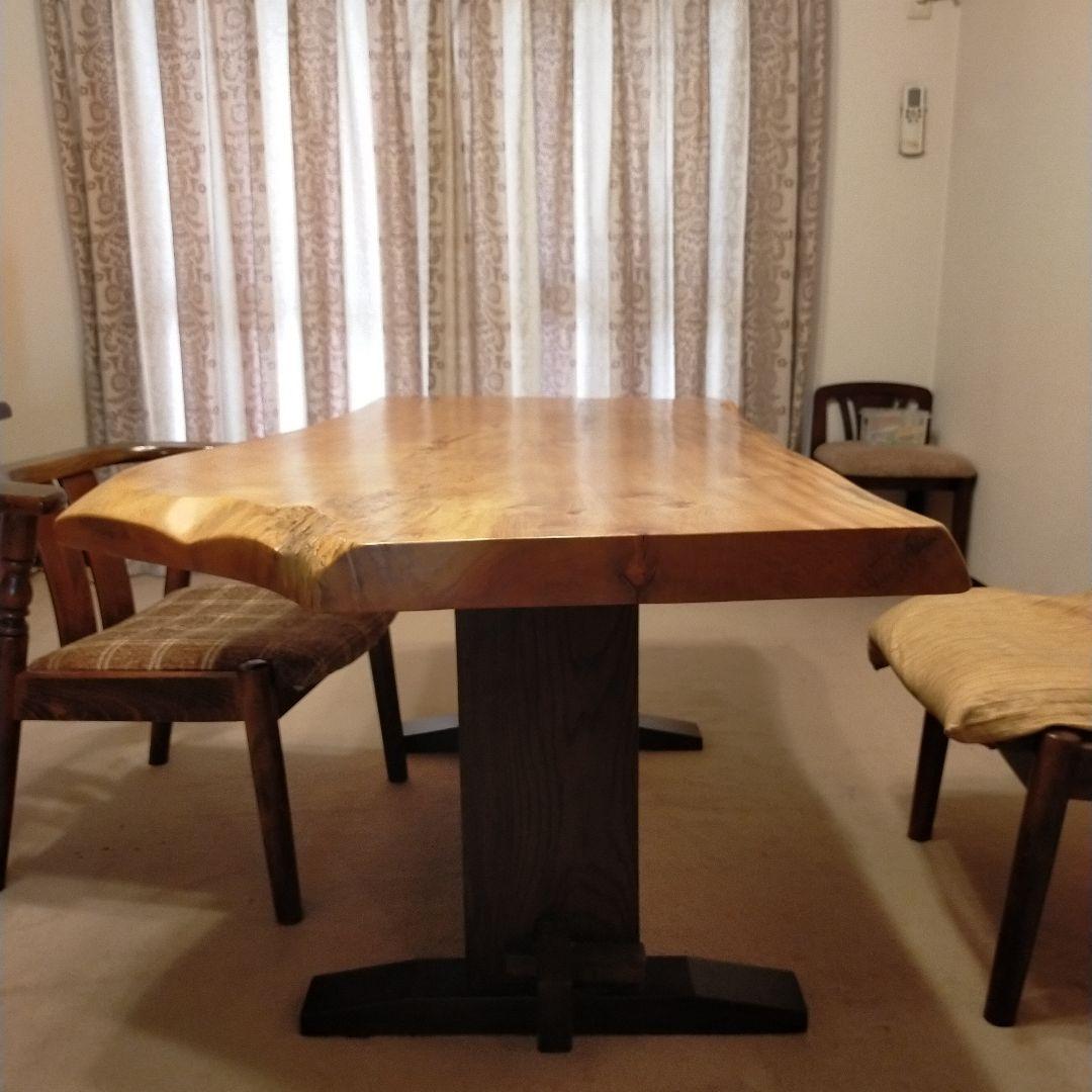 一枚板（栃）テーブル