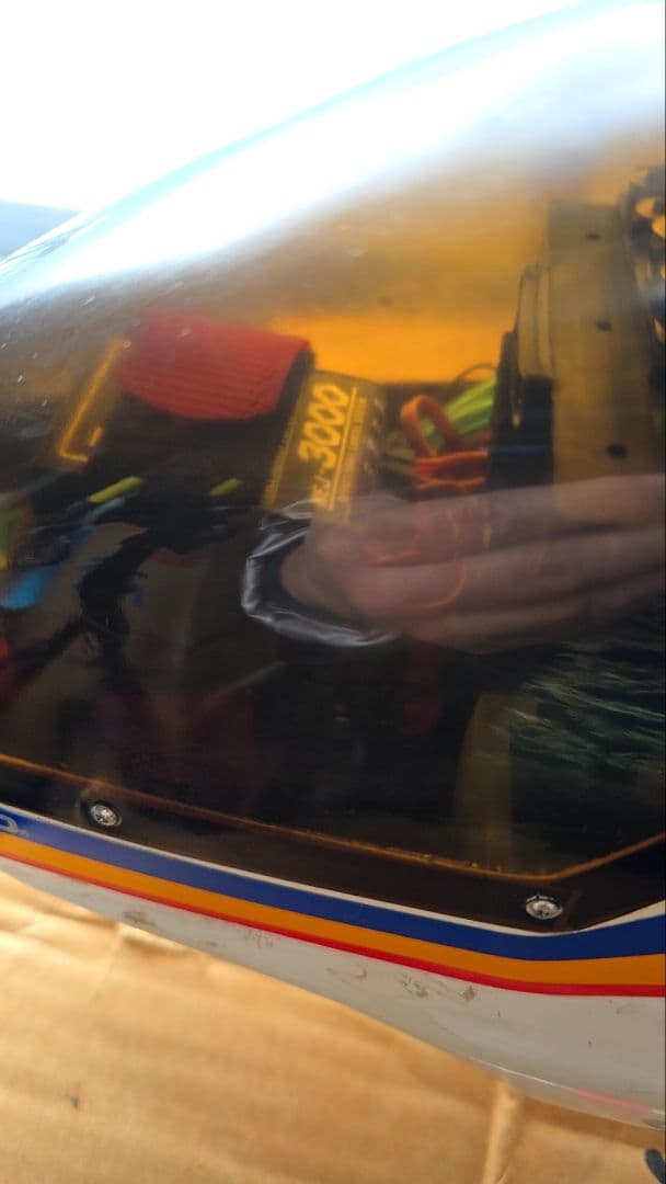 ヒロボーシャトル30 RCヘリ