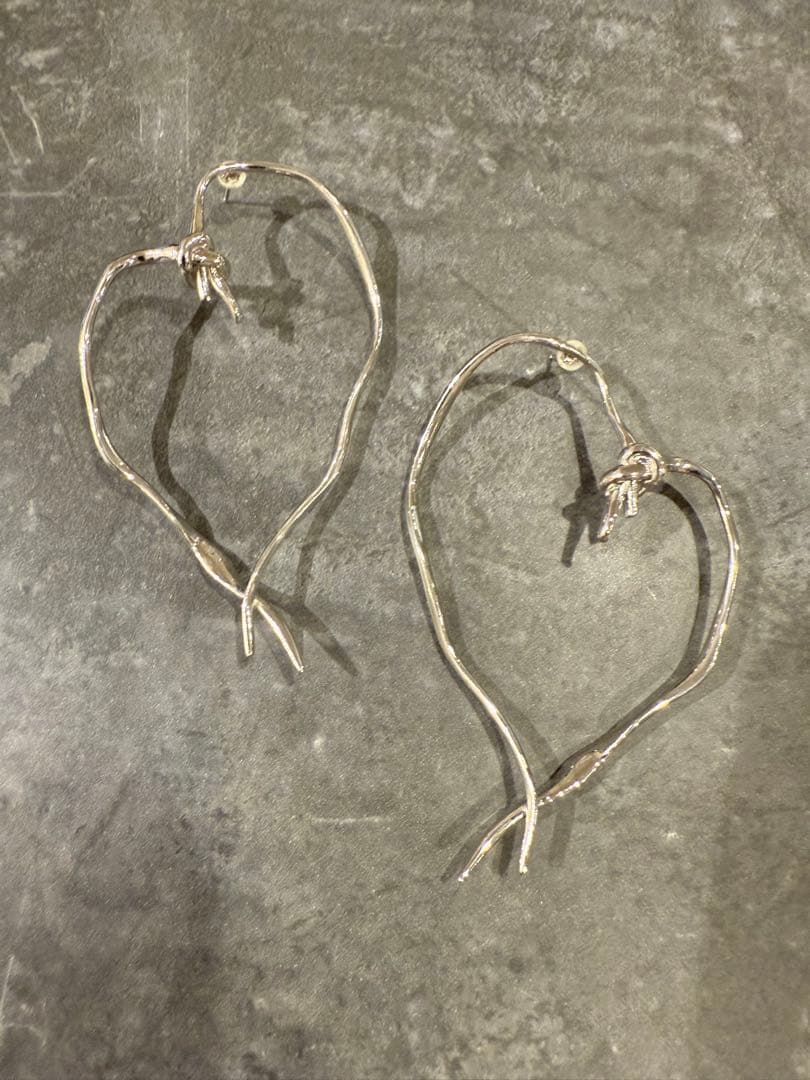 NOEUDUヌゥユゥラブビッグハートピアス Lien シルバー神崎恵滝沢眞規子