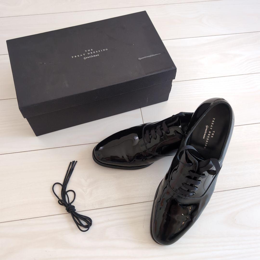 THE TREAT DRESSING エナメルシューズ ブラック サイズ8