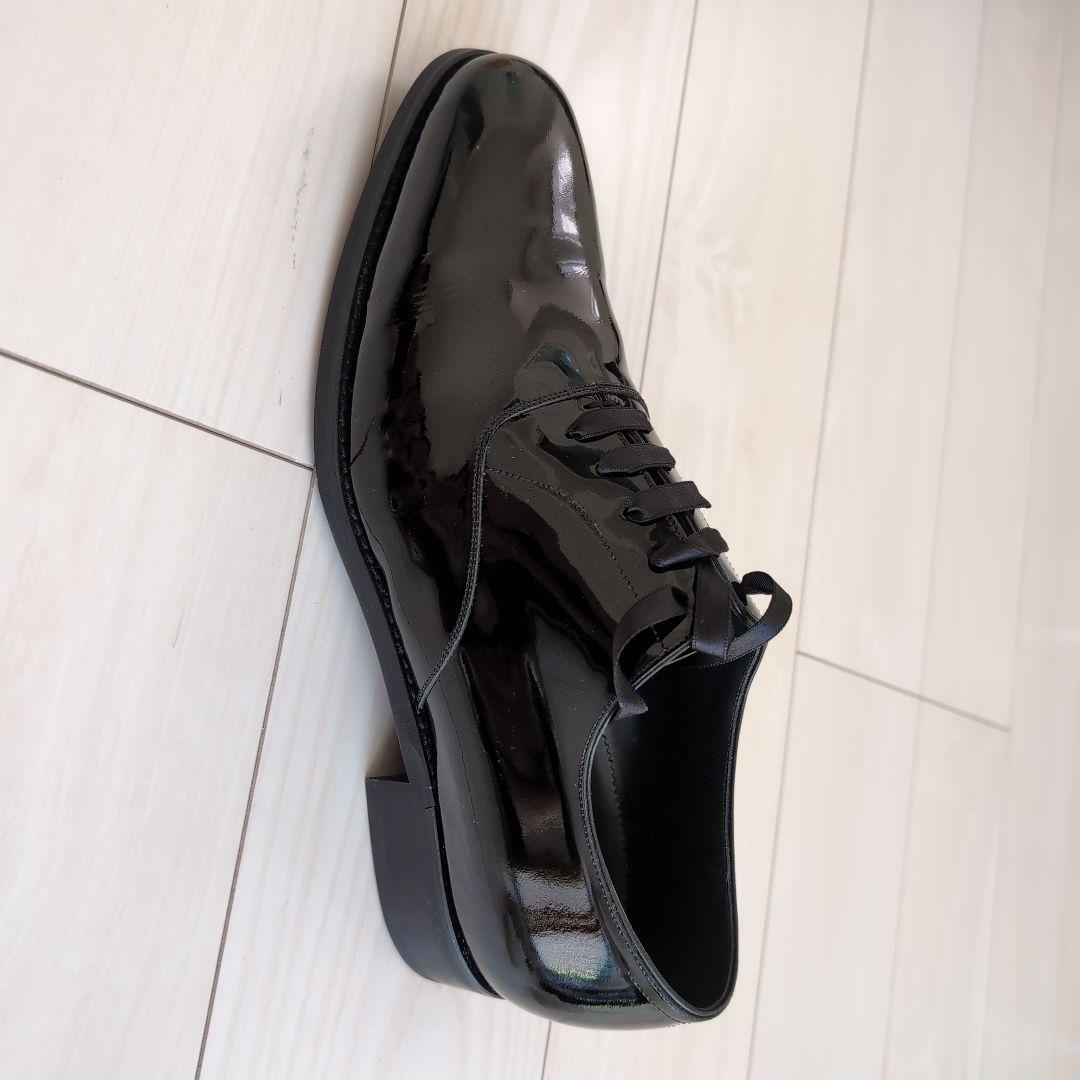 THE TREAT DRESSING エナメルシューズ ブラック サイズ8