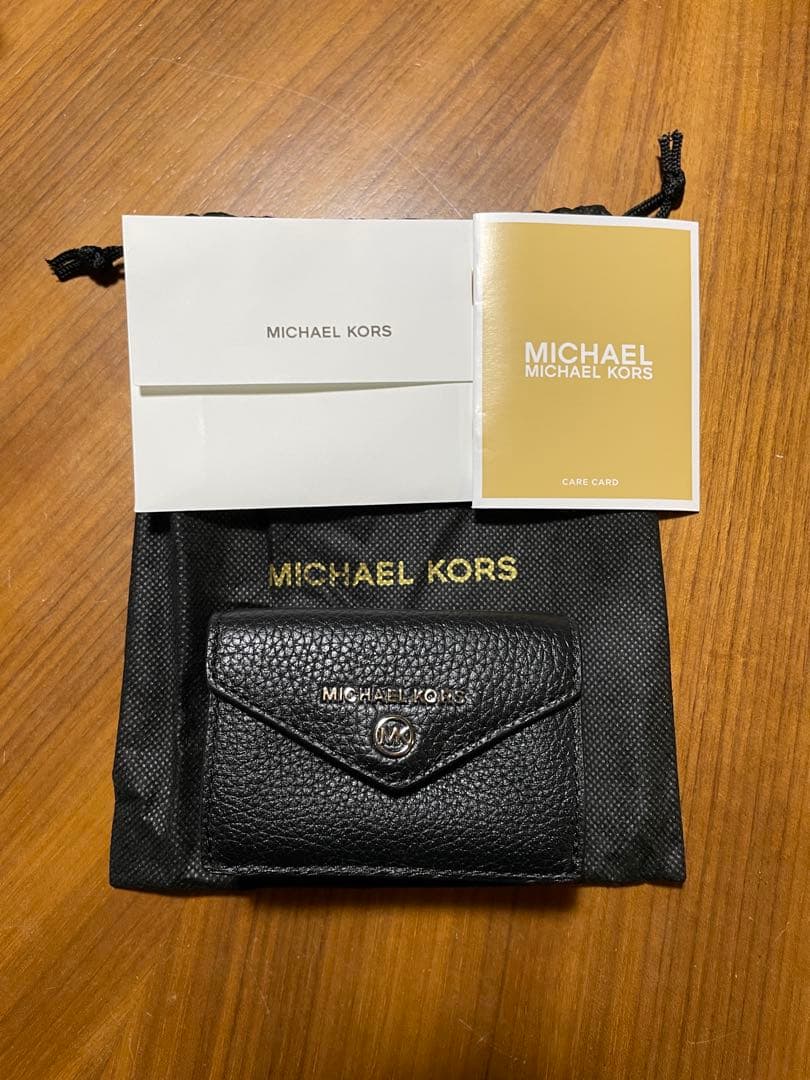 ★未使用★ MICHAEL KORS ブラック 三つ折り財布 マイケルコース