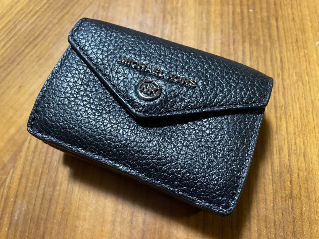 ★未使用★ MICHAEL KORS ブラック 三つ折り財布 マイケルコース