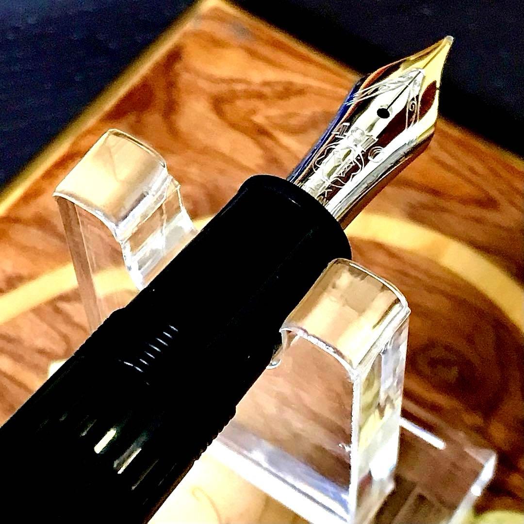 ☆至高の芸術品☆素晴らしいモンブランマイスターシュテックルグラン(M)14K