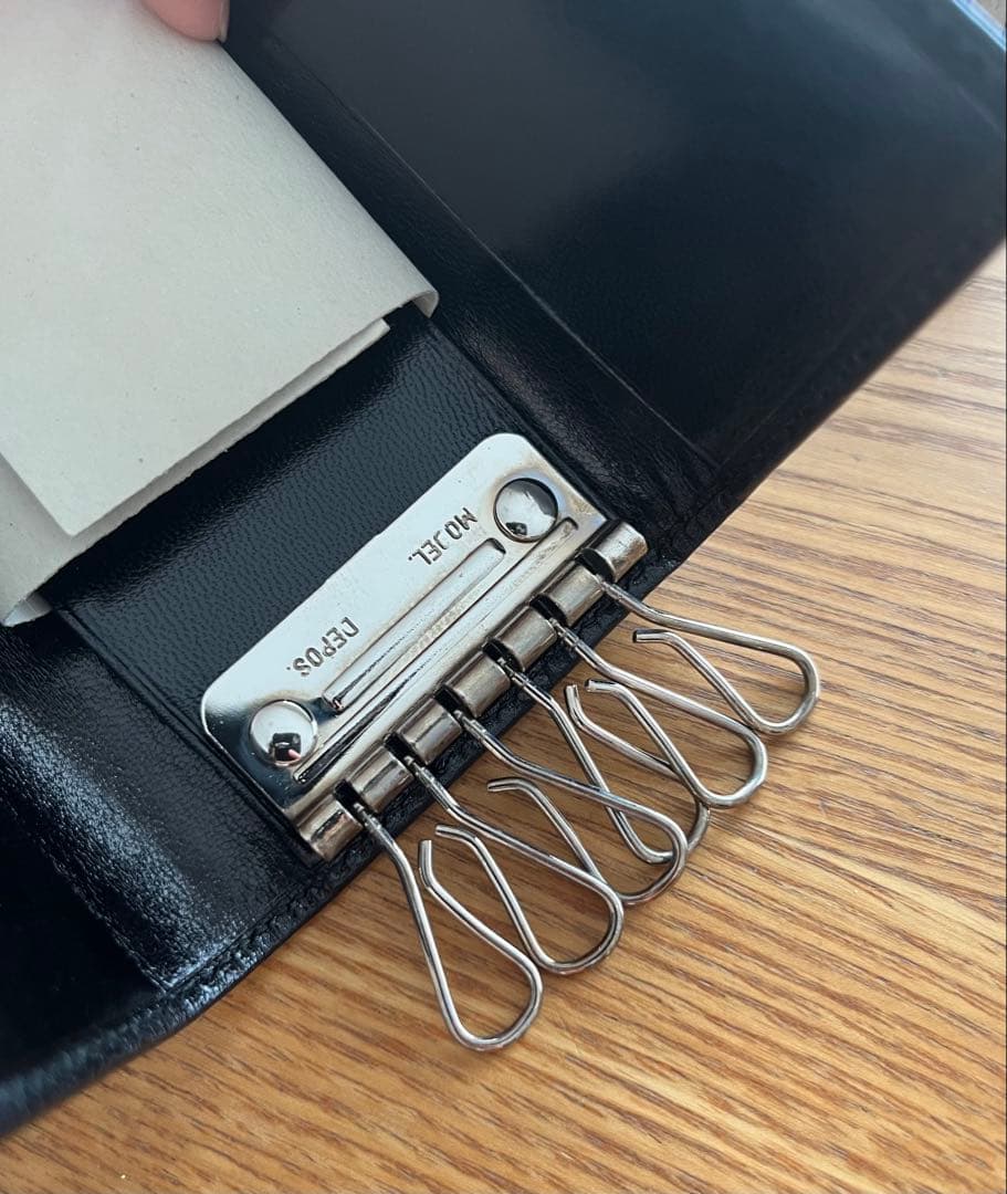 【未使用】GUCCI グッチ　キーケース　レザー　ブラック　箱付き