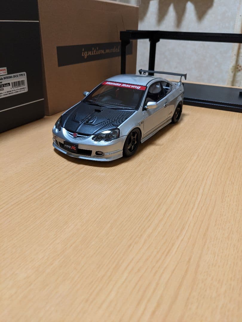 イグニッションモデル1/18　ホンダ インテグラ(DC5)タイプR