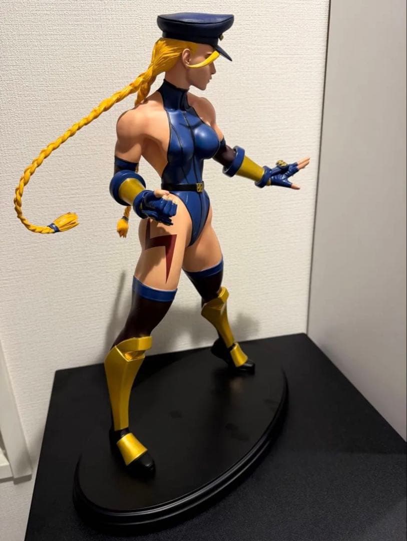 【謹賀新年セール】カプコン キャミィ 青 海外製 1/4 フィギュア 中古