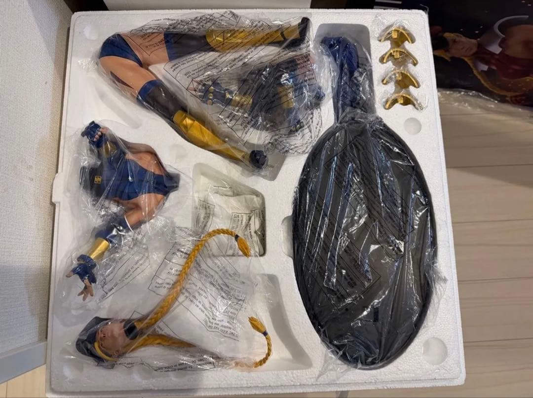 【謹賀新年セール】カプコン キャミィ 青 海外製 1/4 フィギュア 中古