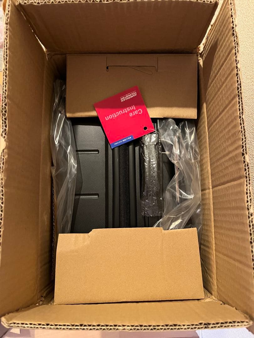 【未使用】アメリカンツーリスター Hundoスピナー S（キャリーケース）