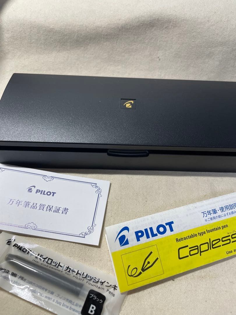 【万年筆】キャップレス 18金 pilot パイロット M字