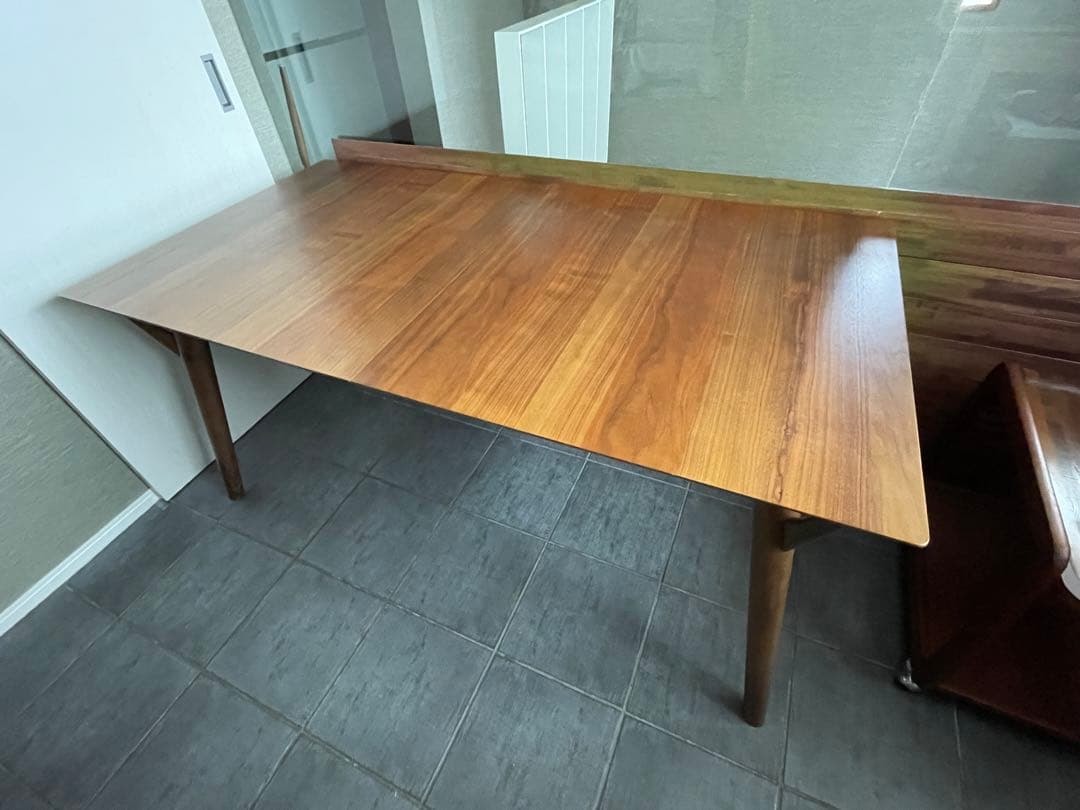 ■ウォールナット/天然木/無垢材 ダイニングテーブル　伸長式■ニトリ/フィルン