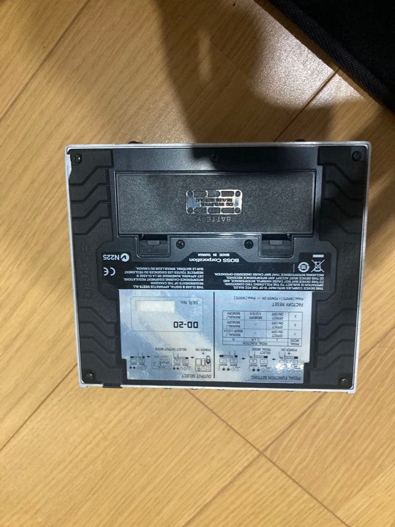 BOSS DD-20 GIGA DELAY デジタルディレイ