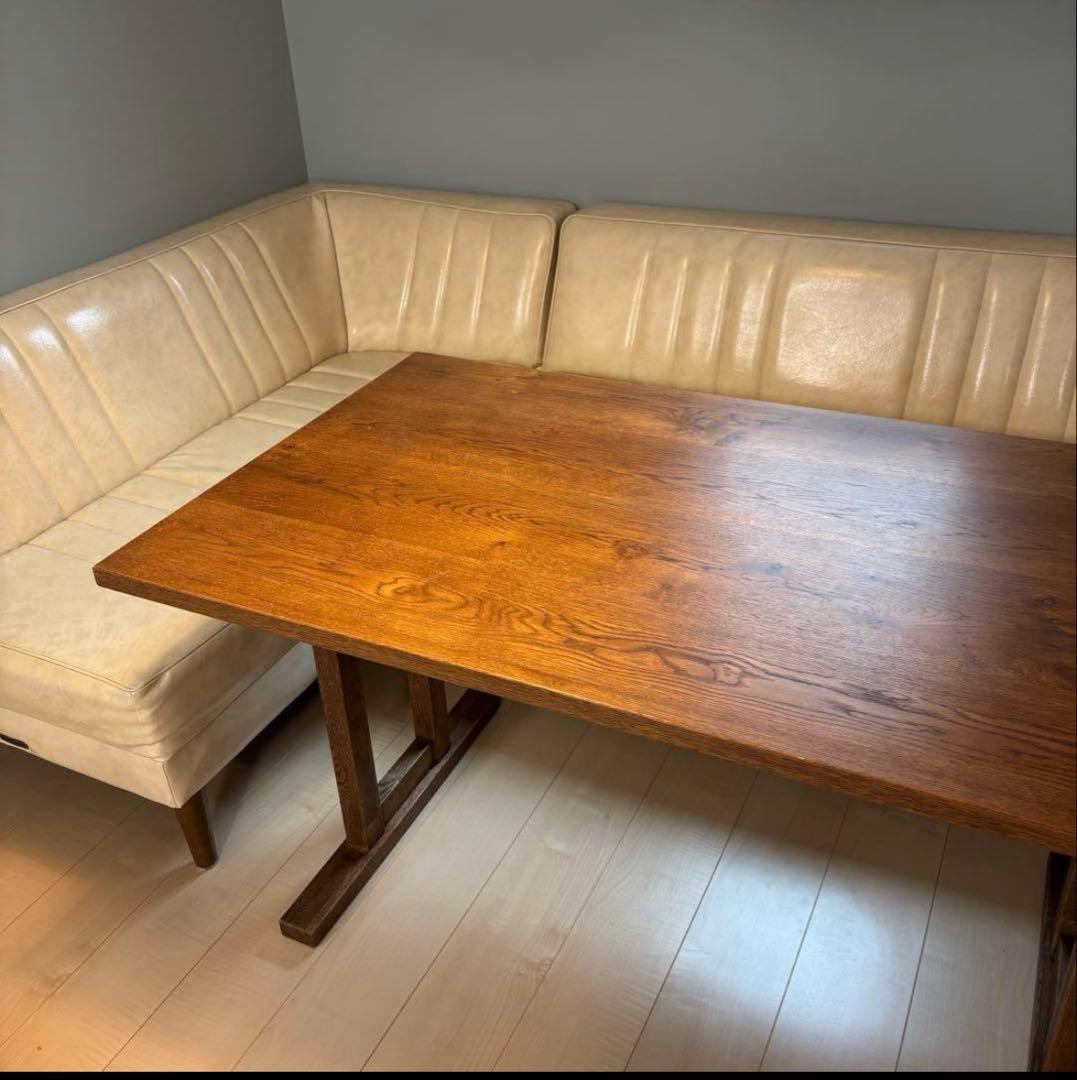 ⬛︎並木町　niko and… クラシックダイナー　テーブルソファセット①