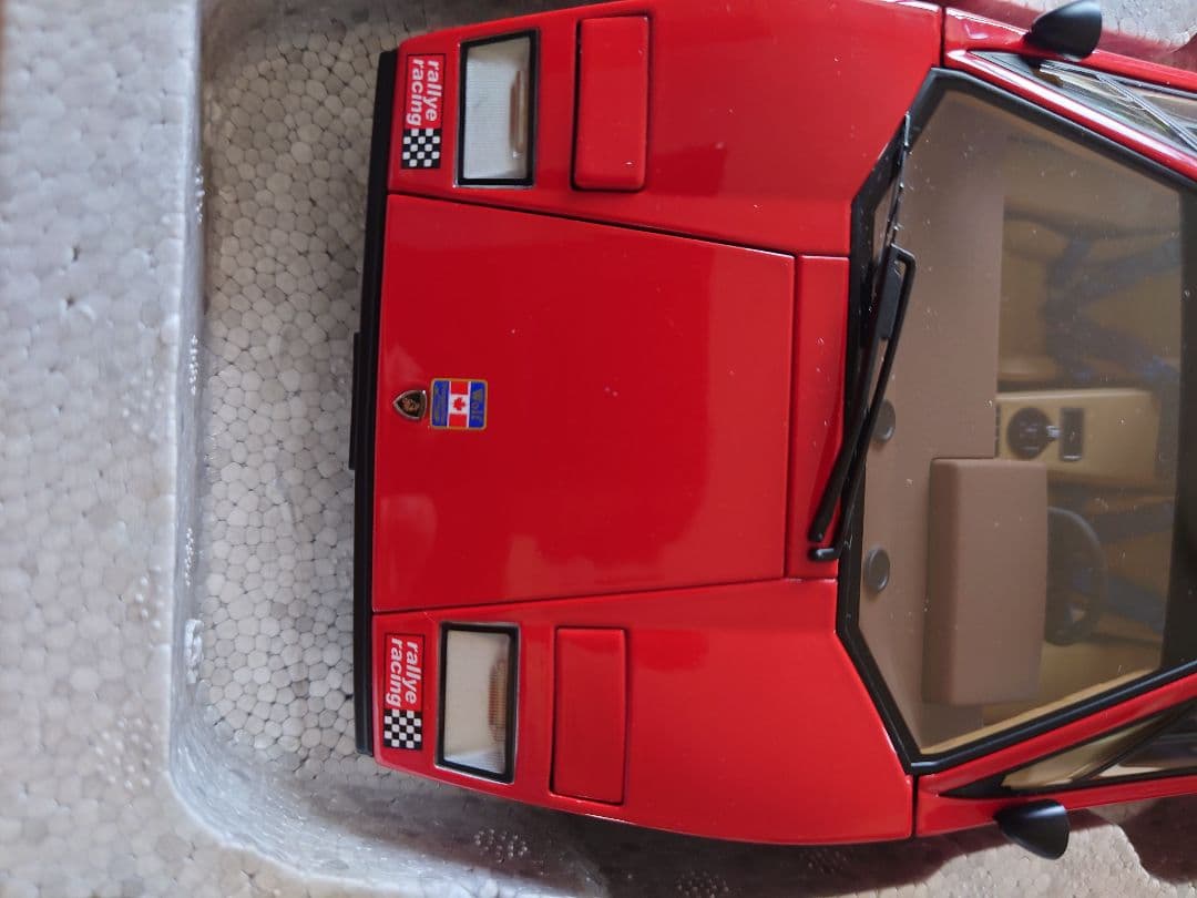 バ*ー様 AUTOart 1/18 ランボルギーニ カウンタック ウォルターウル