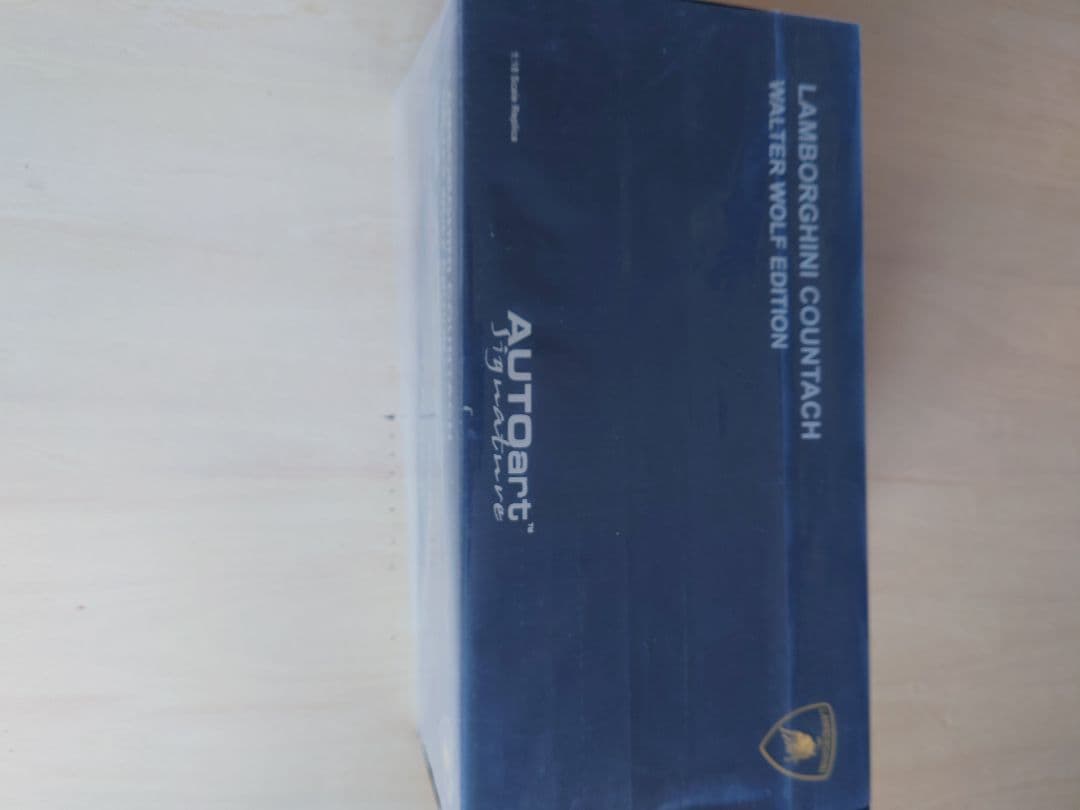 バ*ー様 AUTOart 1/18 ランボルギーニ カウンタック ウォルターウル