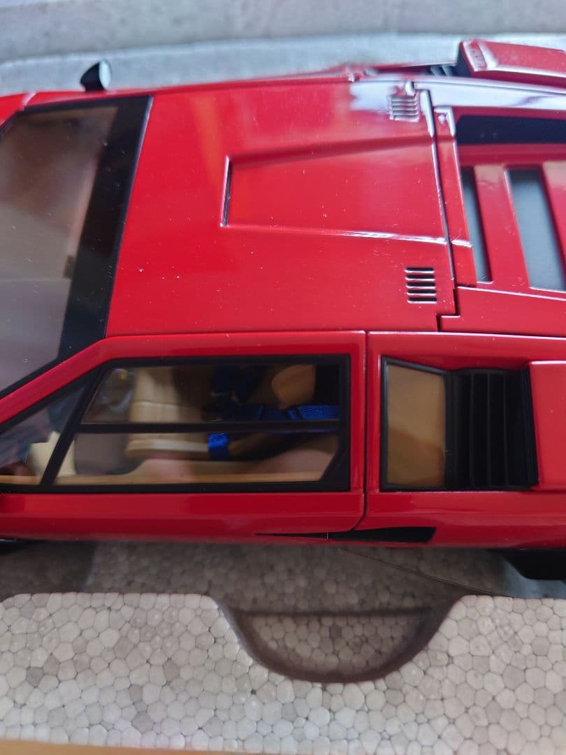 バ*ー様 AUTOart 1/18 ランボルギーニ カウンタック ウォルターウル