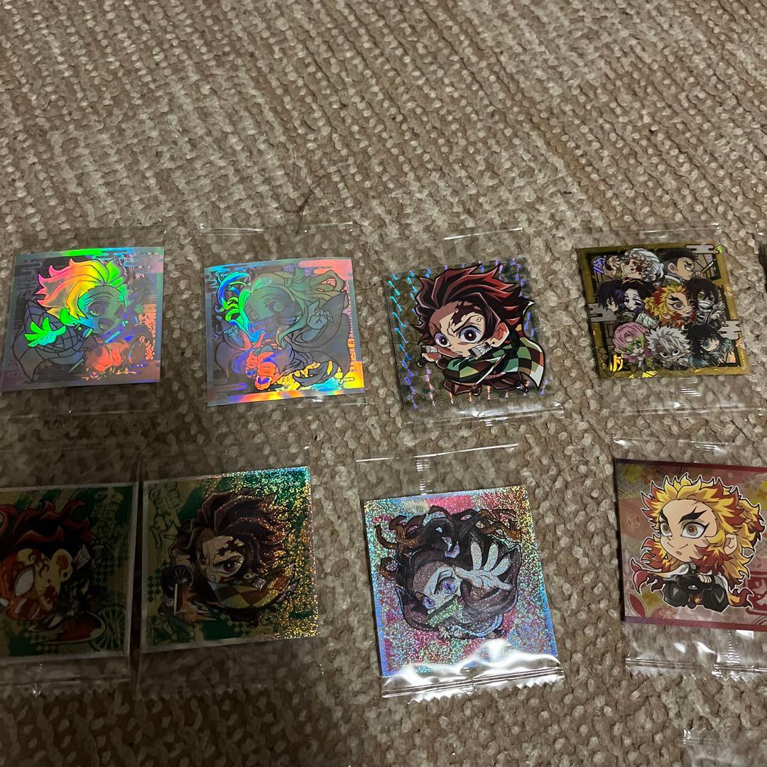 鬼滅の刃ウエハースシール14枚ビックリマンシール1枚カード枚まとめ売り追加3枚