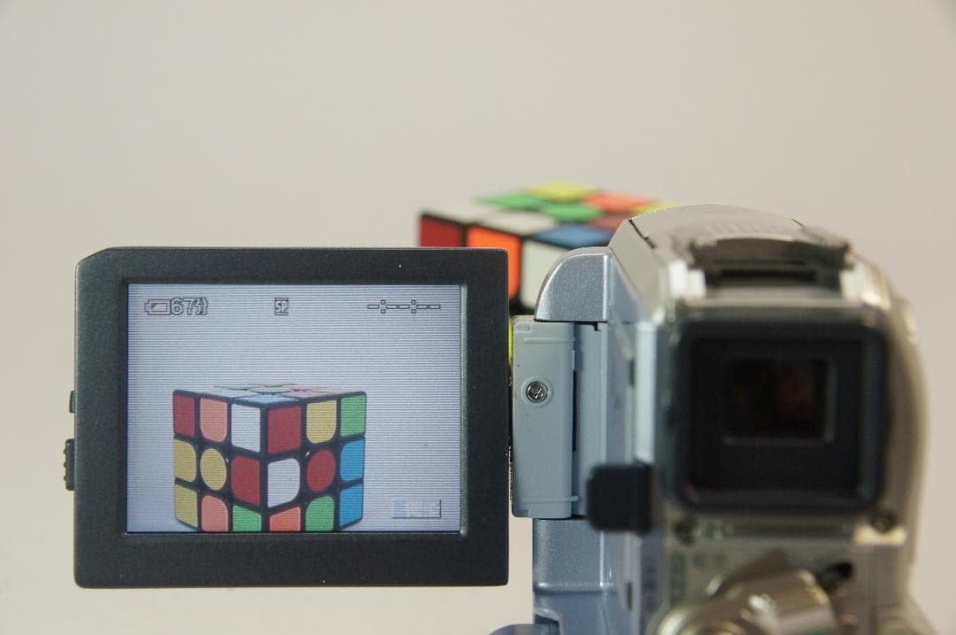 【極美品】SONY DCR-PC105 miniDV デジタルビデオカメラ