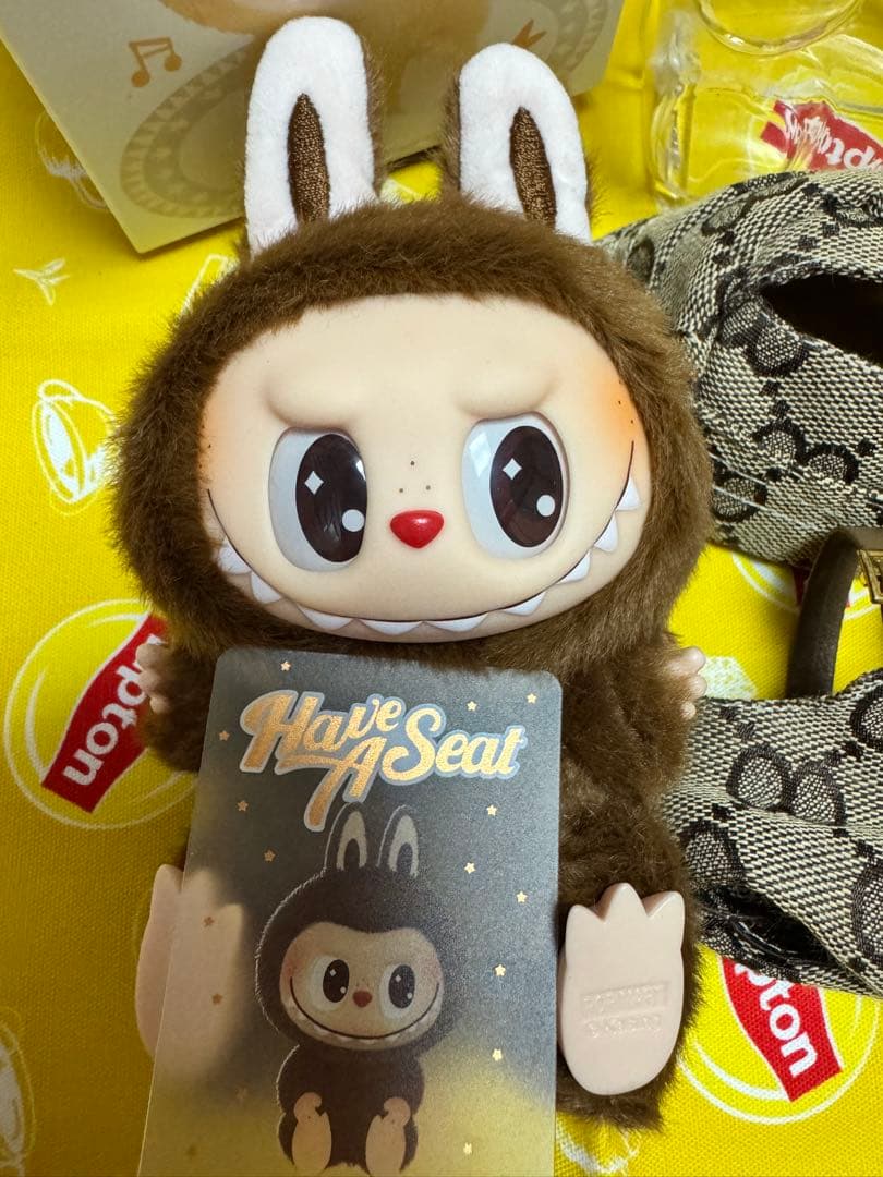 POP MART Labubu Have a SeatシークレットDUODUO