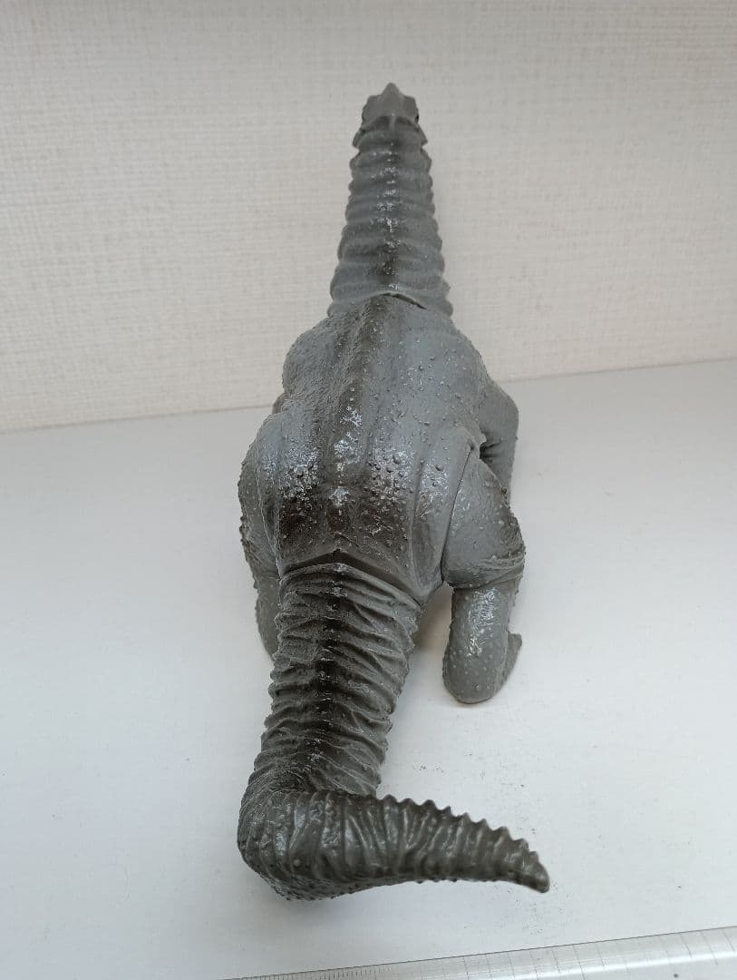 ギガザウルス★TSUBURAYA　PROD.★怪獣フィギュア　 ウルトラマン