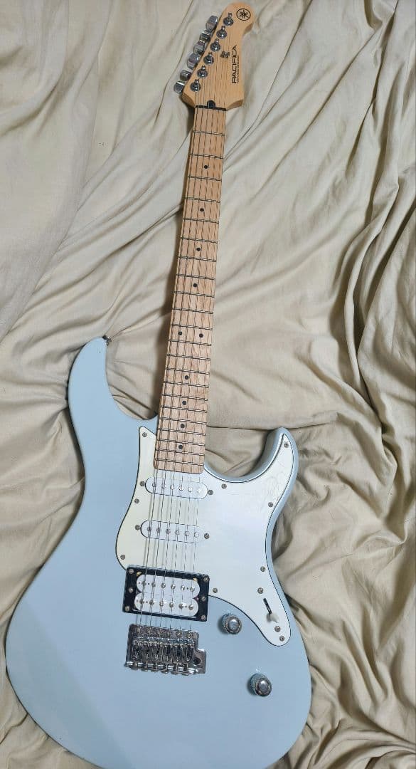YAMAHA　PACIFICA　112VM　本体　ケース　ギター