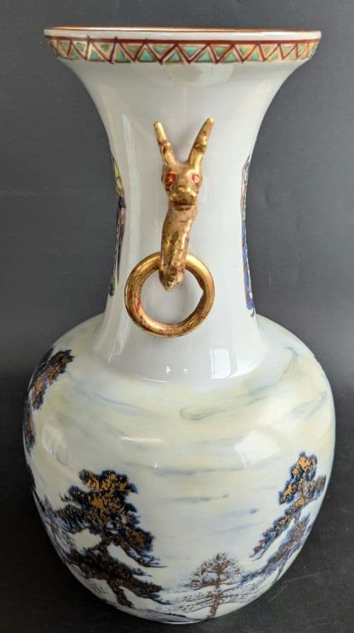 金彩染付彩色松文双耳壷