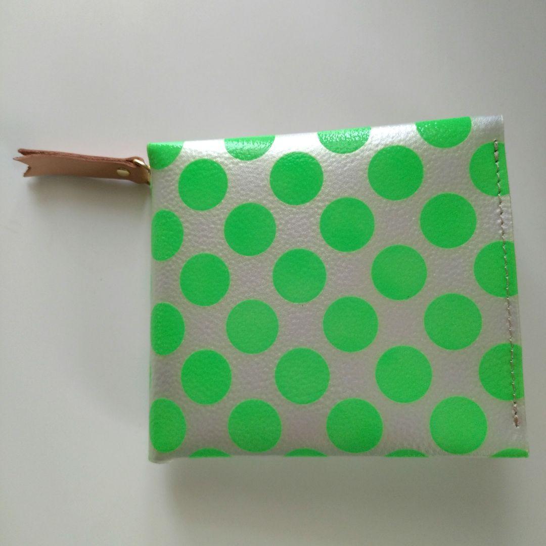 carmine カラフルドット２つ折り財布