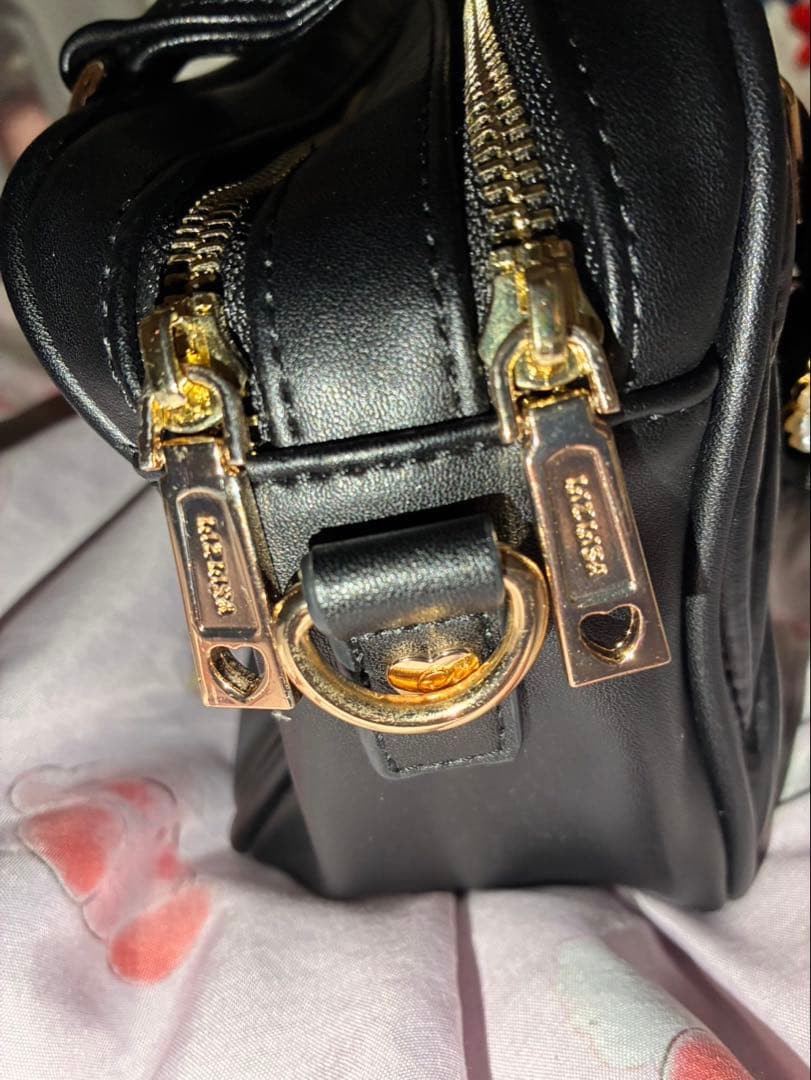 LIZLISA リズリサ キルティングリボンチャームポシェット