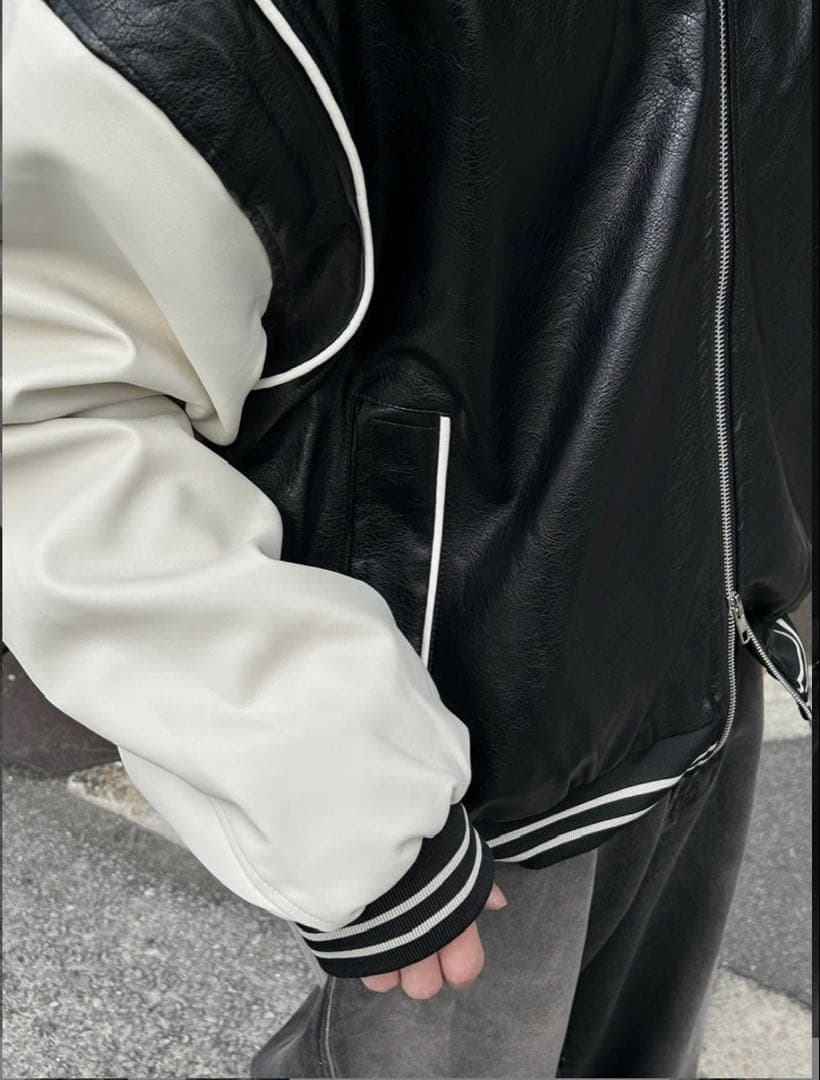 美品　【Chikashitsu +】leather piping jacket