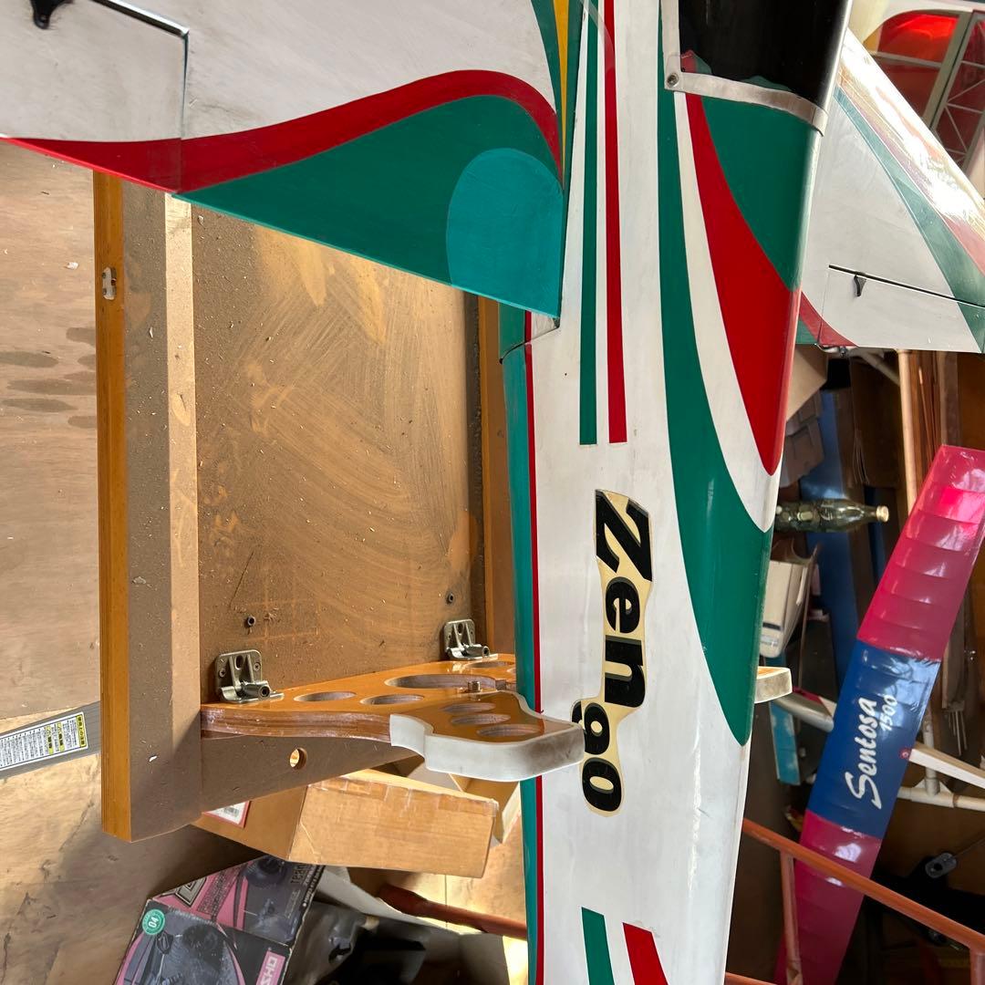 モデルクラフト製ゼン90スタント機