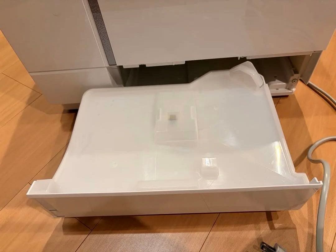 パナソニック 衣類乾燥除湿機ハイブリッド式 16畳 23年製F-YHTX90-W