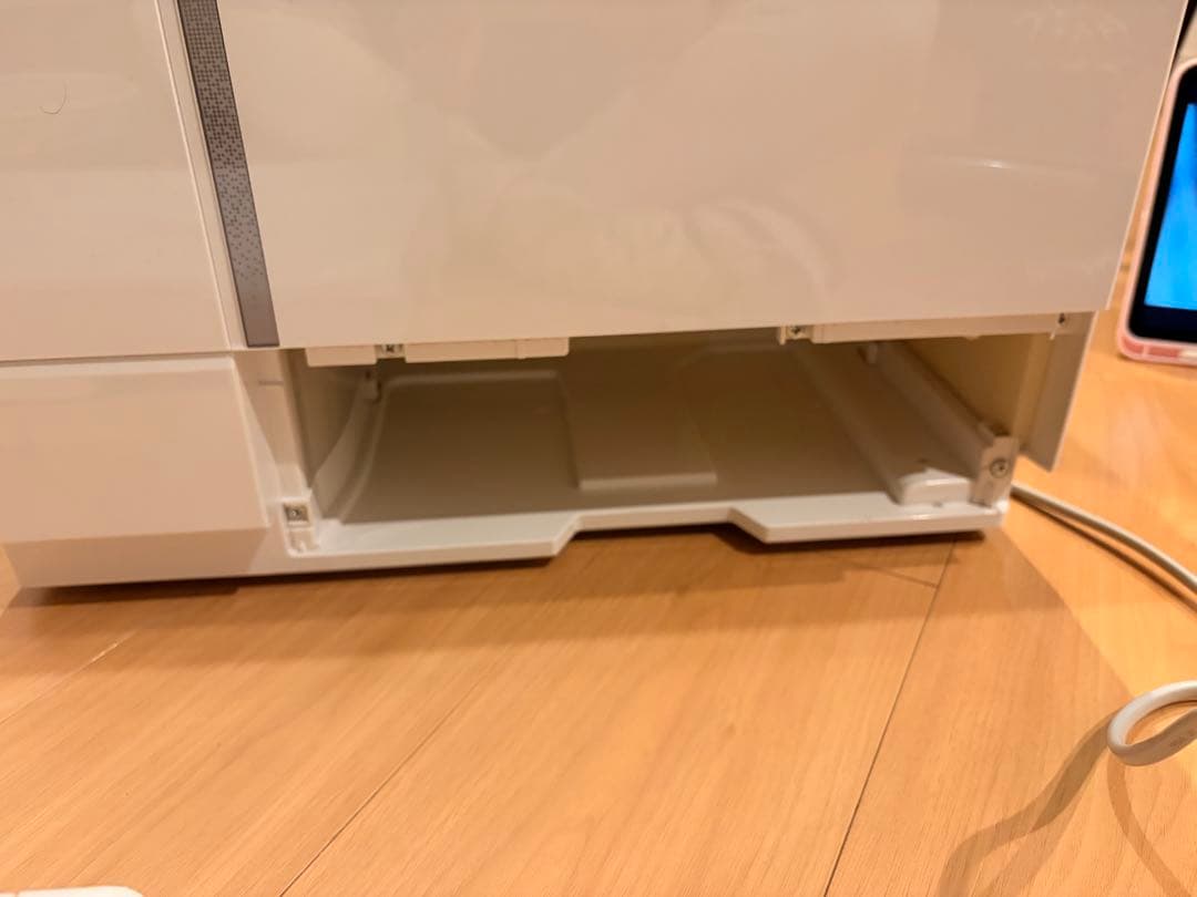 パナソニック 衣類乾燥除湿機ハイブリッド式 16畳 23年製F-YHTX90-W