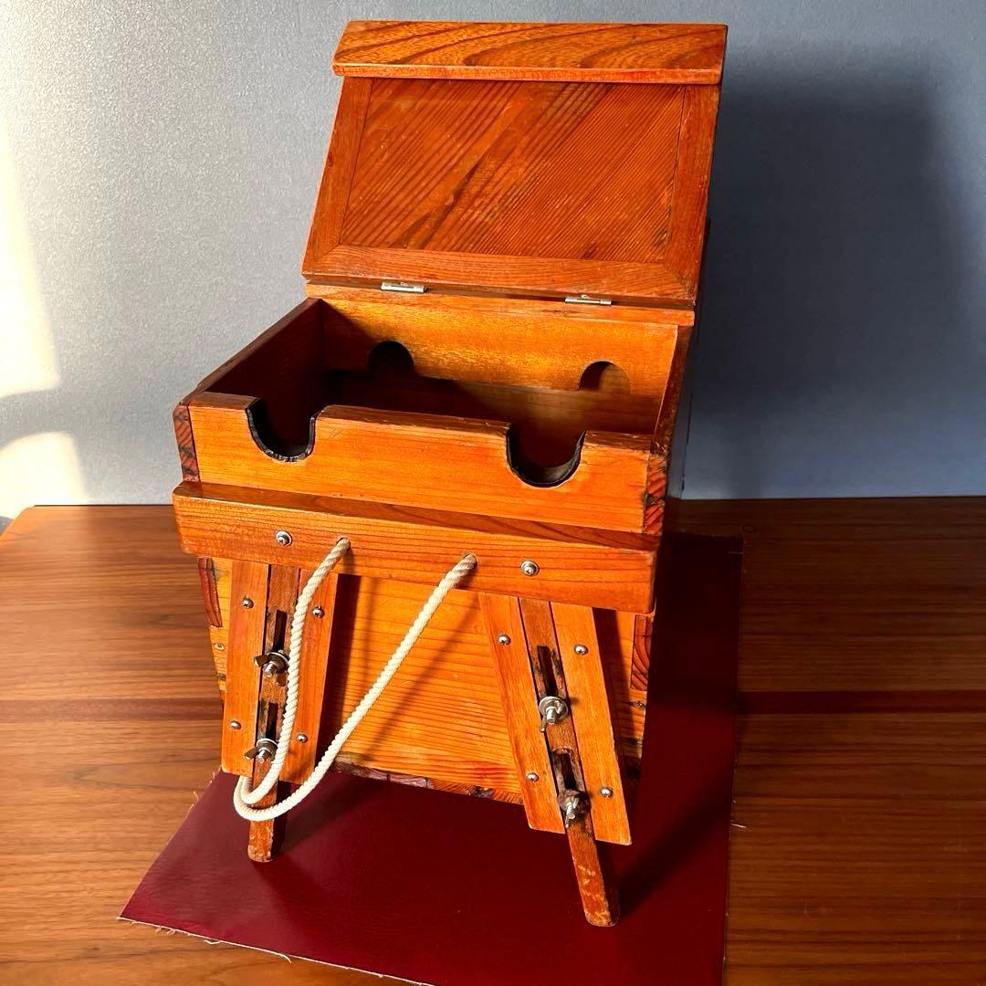 【紀州釣り】　釣り用箱　椅子　2本竿立て付き　木製 蓋付き　クーラーボックス