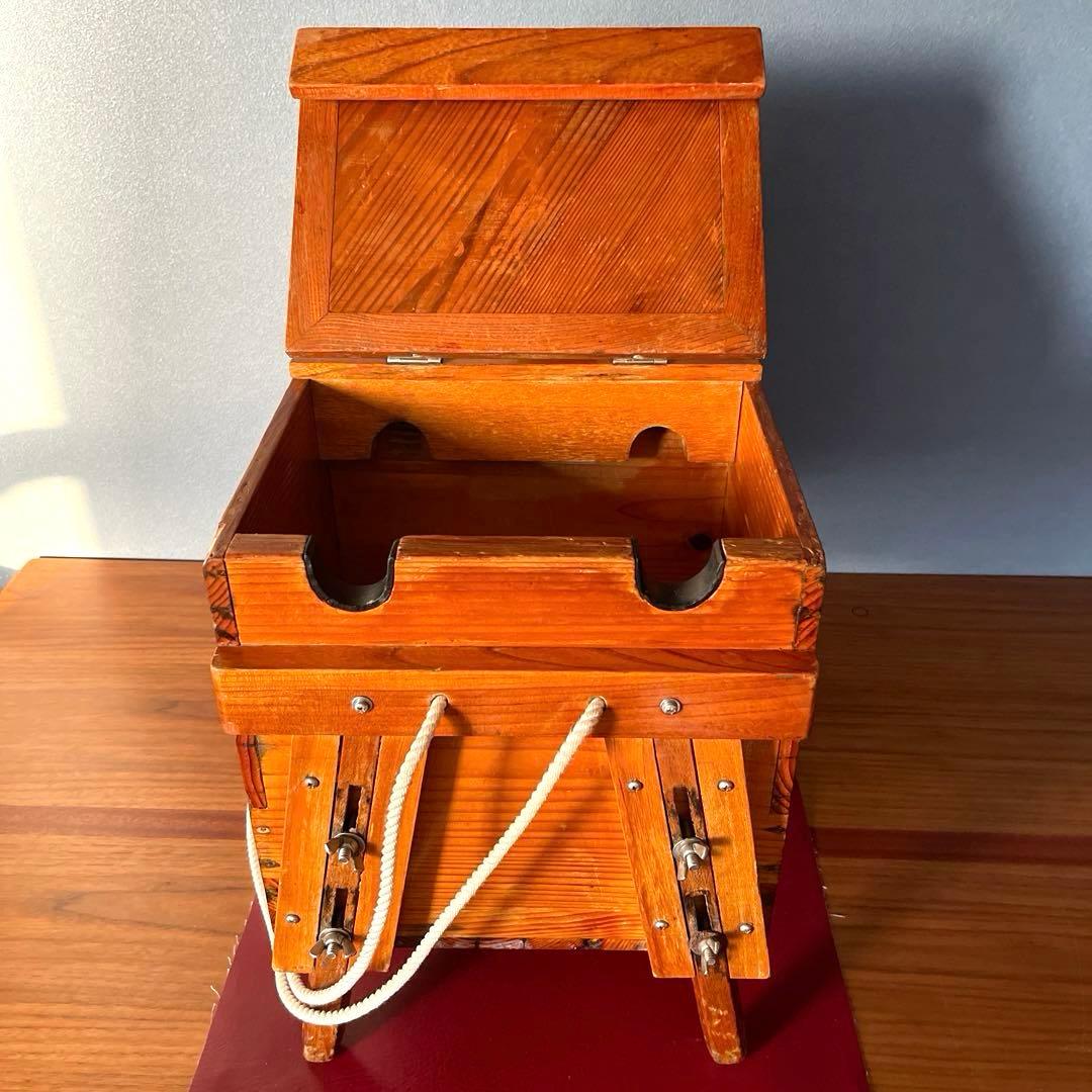 【紀州釣り】　釣り用箱　椅子　2本竿立て付き　木製 蓋付き　クーラーボックス