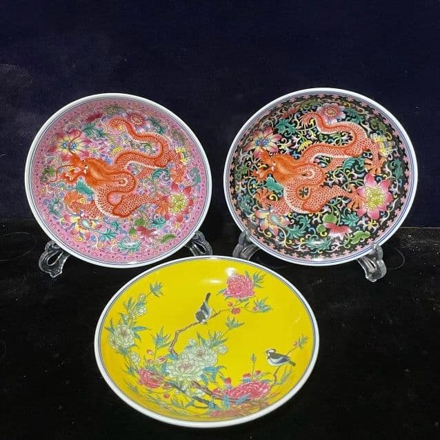 景徳鎮 黄地花鳥盤 黒竜万花盤 紅竜万花盤 陶磁器 現代工芸品 美術品 置物